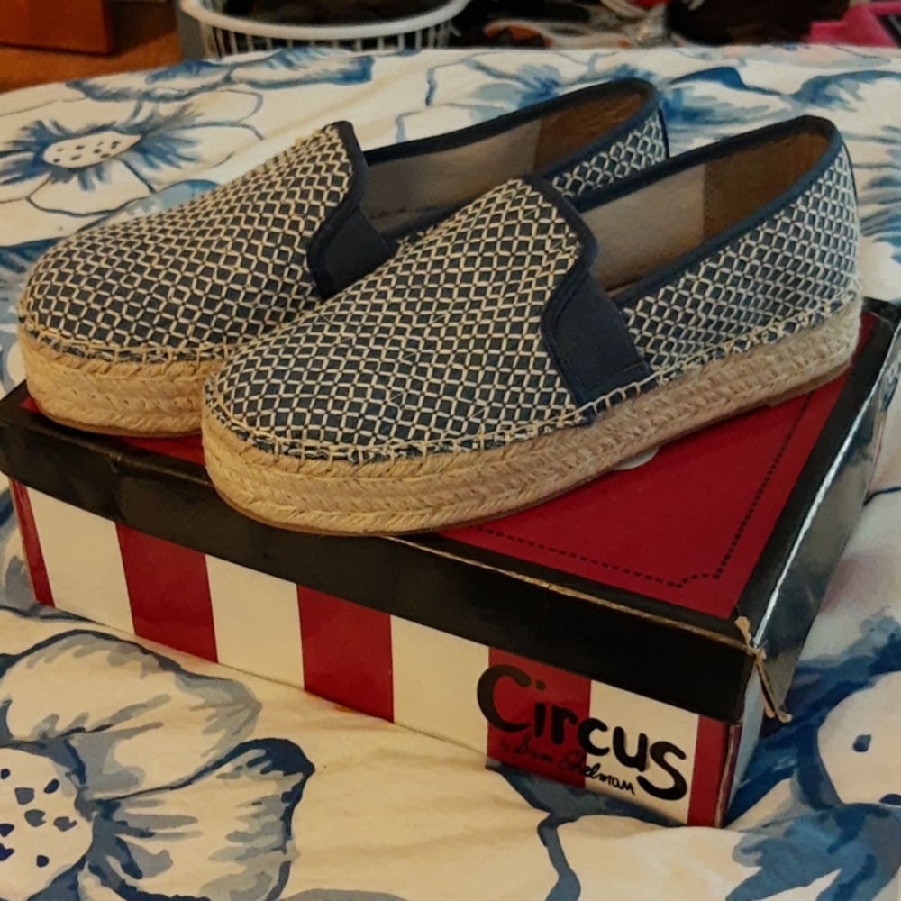 Blue & White platform espadrilles sz 9 NWB